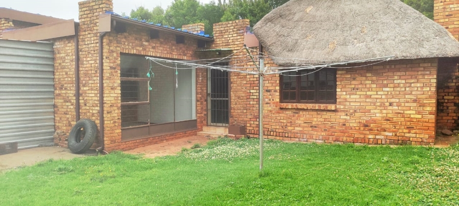 4 Bedroom Property for Sale in Wilro Park Gauteng