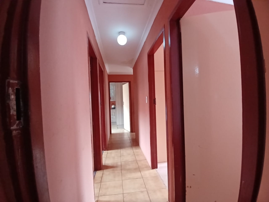3 Bedroom Property for Sale in Protea Glen Gauteng