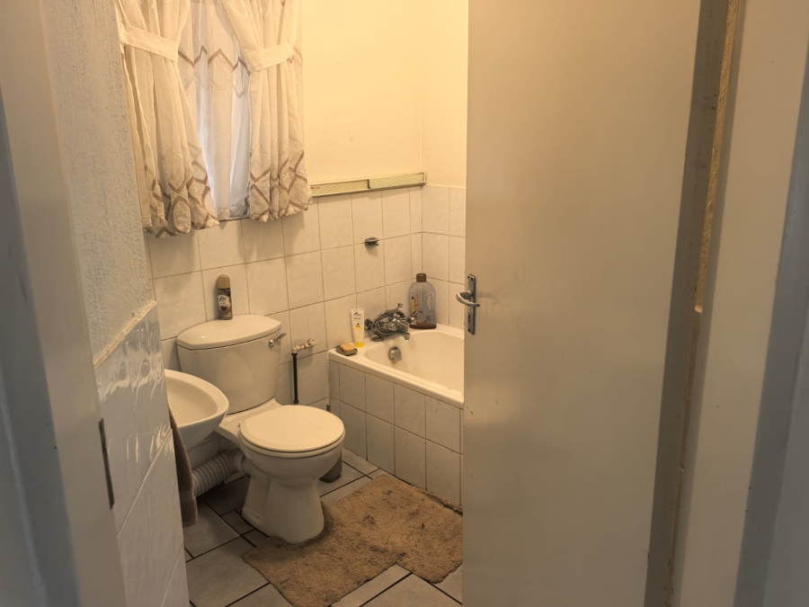 1 Bedroom Property for Sale in Horison Gauteng