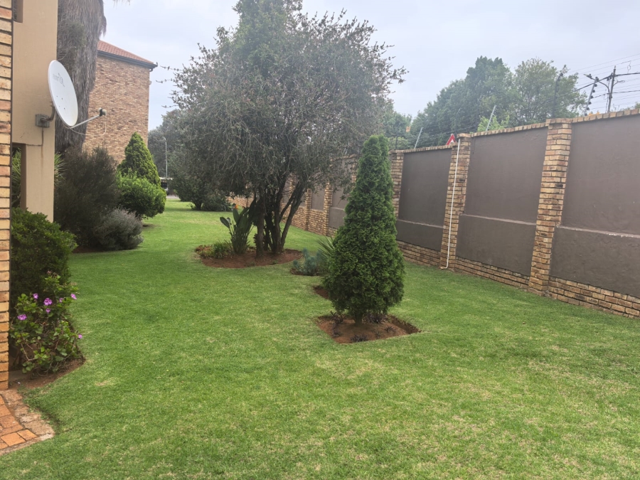1 Bedroom Property for Sale in Horison Gauteng