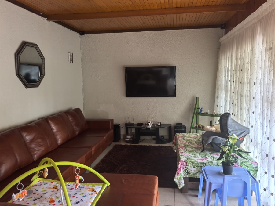 3 Bedroom Property for Sale in Greymont Gauteng