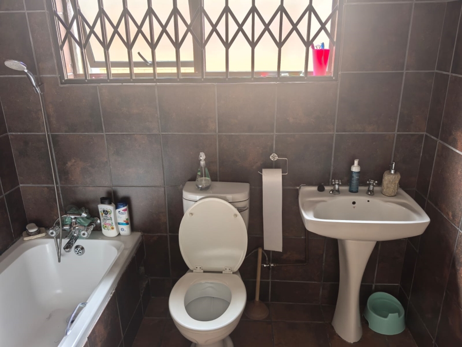 3 Bedroom Property for Sale in Greymont Gauteng