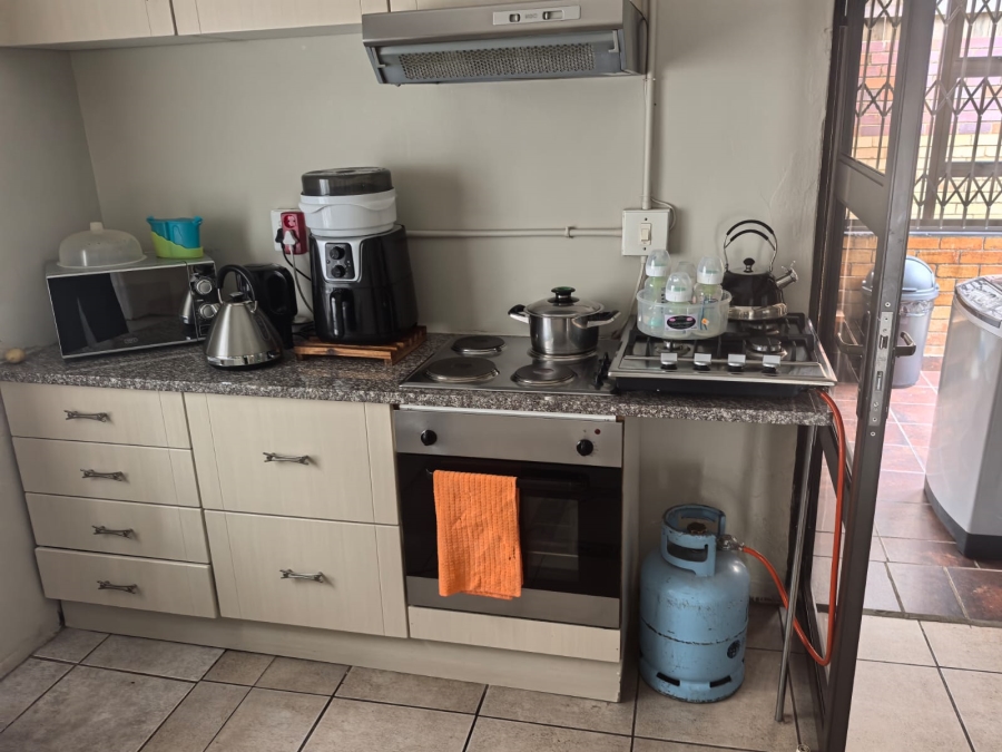 3 Bedroom Property for Sale in Greymont Gauteng