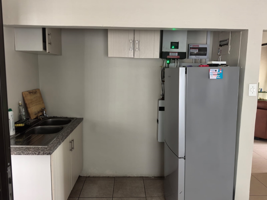 3 Bedroom Property for Sale in Greymont Gauteng