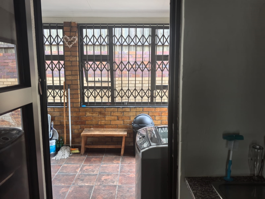 3 Bedroom Property for Sale in Greymont Gauteng
