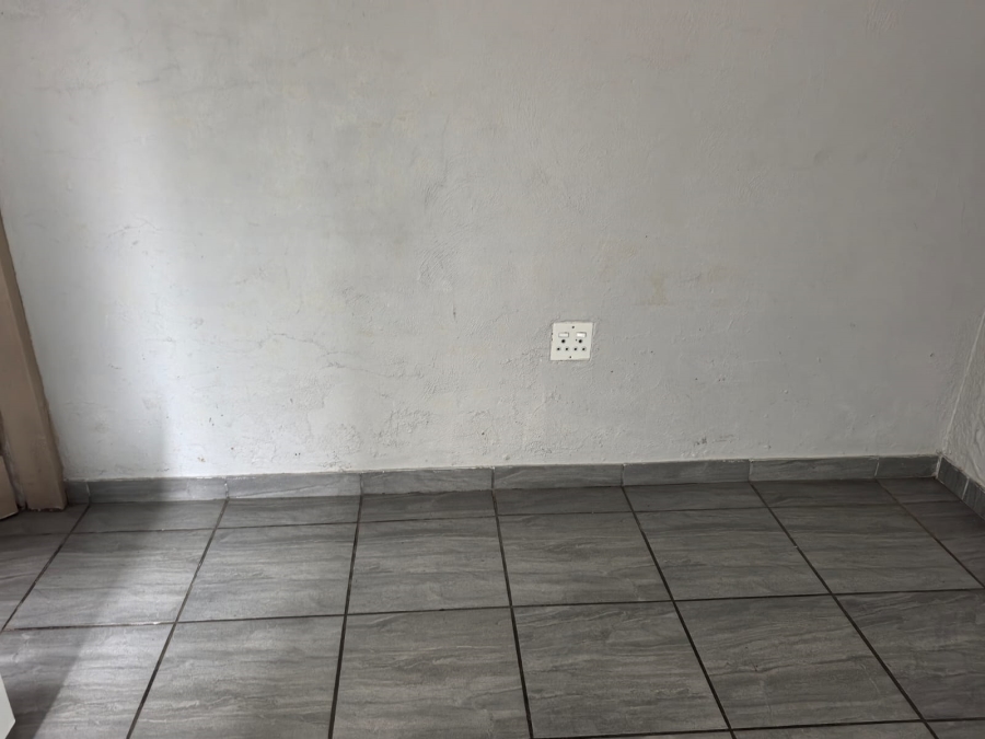 3 Bedroom Property for Sale in Greymont Gauteng