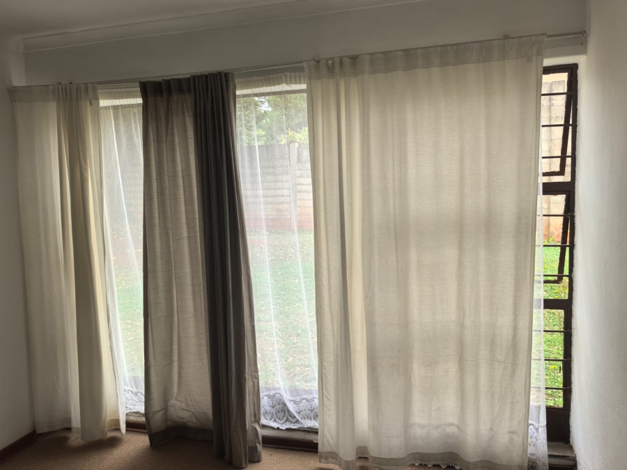 4 Bedroom Property for Sale in Wilro Park Gauteng