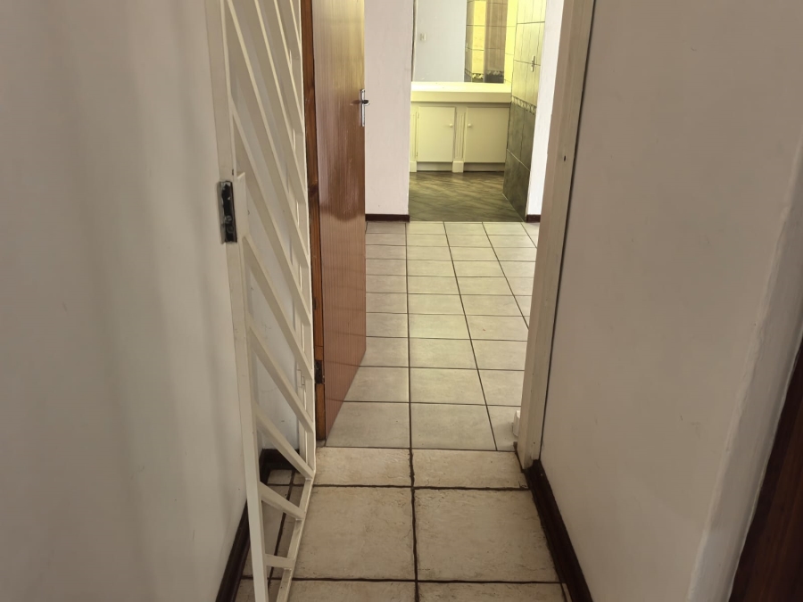 4 Bedroom Property for Sale in Wilro Park Gauteng