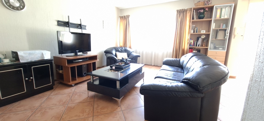 3 Bedroom Property for Sale in Fairland Gauteng