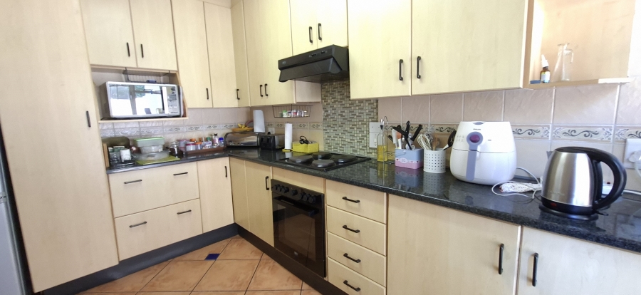 3 Bedroom Property for Sale in Fairland Gauteng