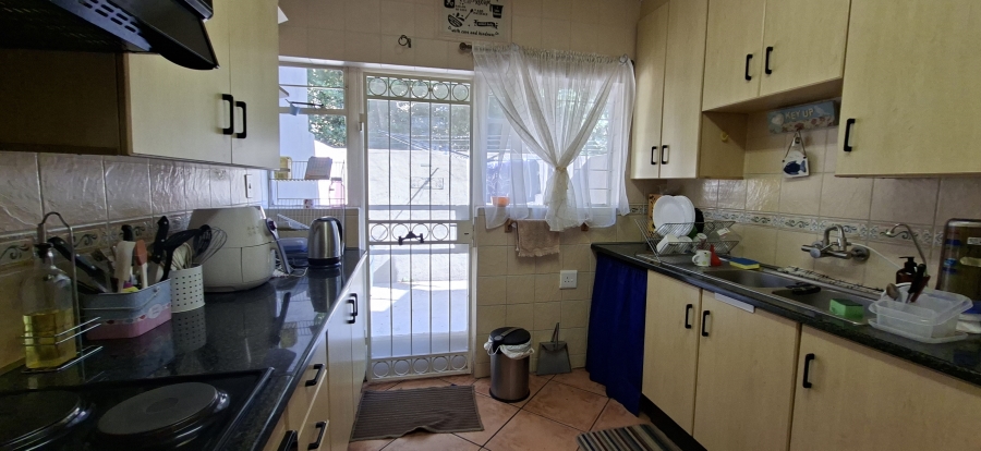 3 Bedroom Property for Sale in Fairland Gauteng