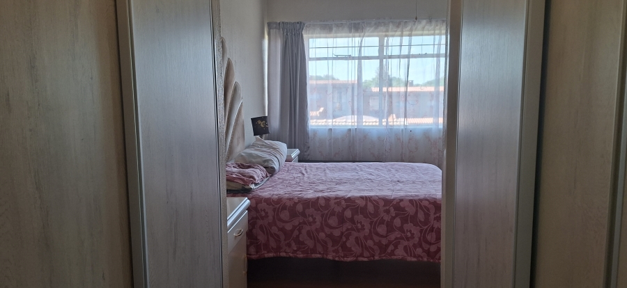 3 Bedroom Property for Sale in Fairland Gauteng