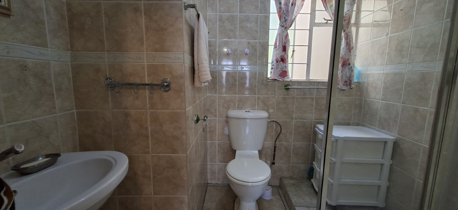 3 Bedroom Property for Sale in Fairland Gauteng