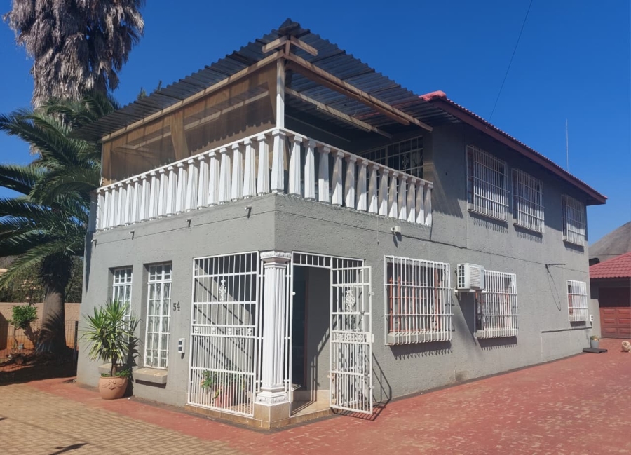 3 Bedroom Property for Sale in Eike Park Gauteng