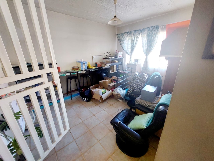 3 Bedroom Property for Sale in Eike Park Gauteng