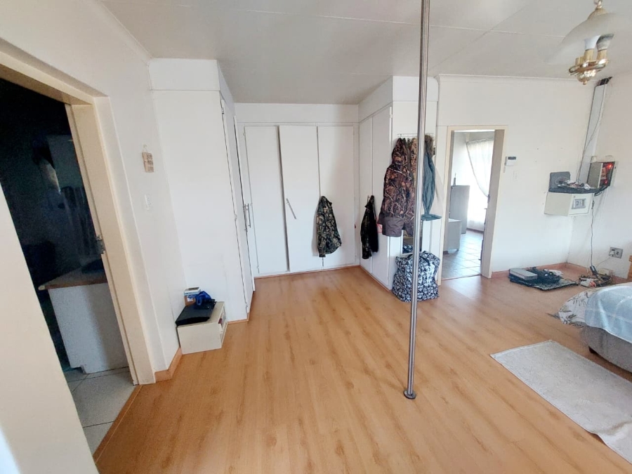 3 Bedroom Property for Sale in Eike Park Gauteng