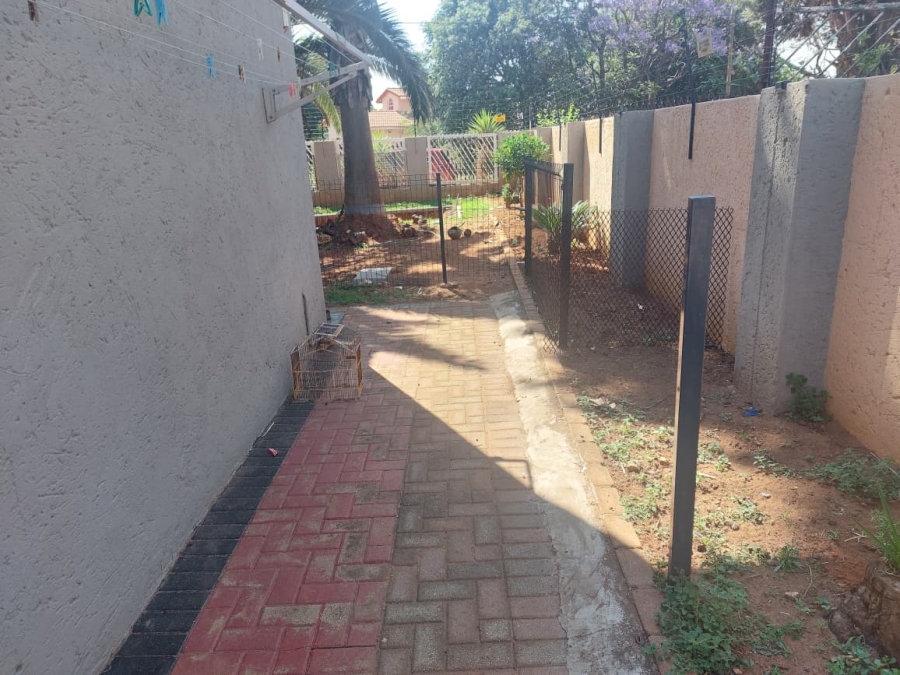 3 Bedroom Property for Sale in Eike Park Gauteng