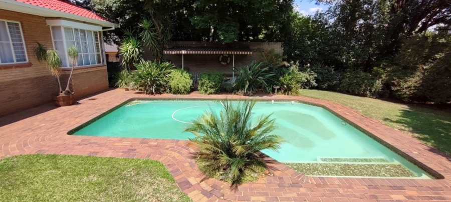 4 Bedroom Property for Sale in Greenhills Gauteng