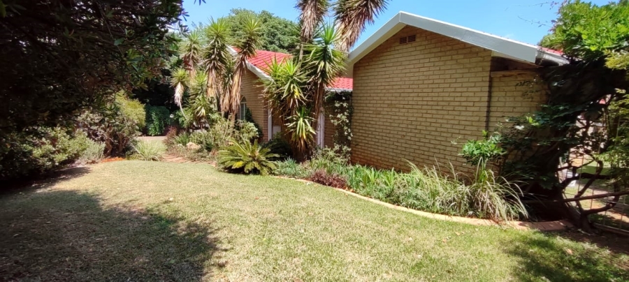 4 Bedroom Property for Sale in Greenhills Gauteng