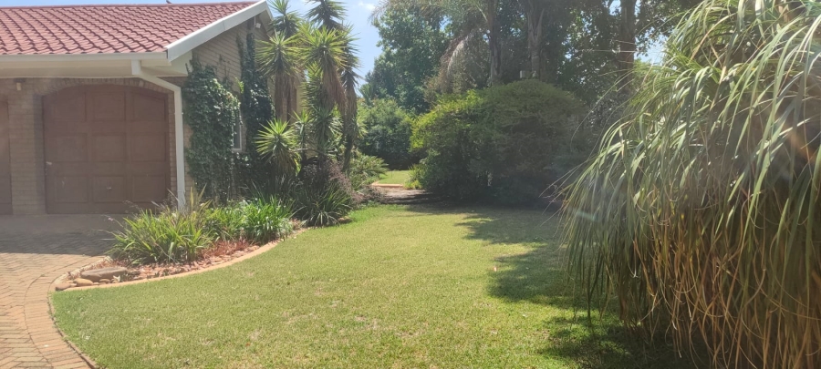 4 Bedroom Property for Sale in Greenhills Gauteng