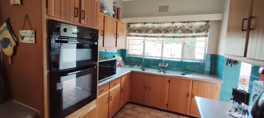 4 Bedroom Property for Sale in Greenhills Gauteng