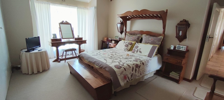 4 Bedroom Property for Sale in Greenhills Gauteng