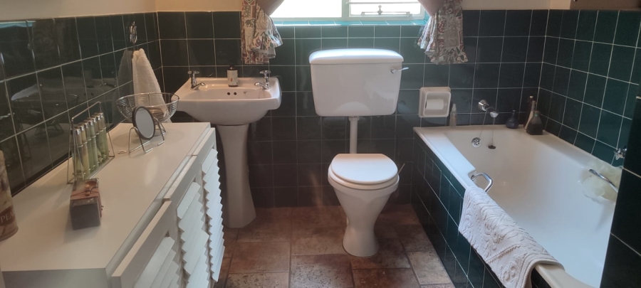 4 Bedroom Property for Sale in Greenhills Gauteng