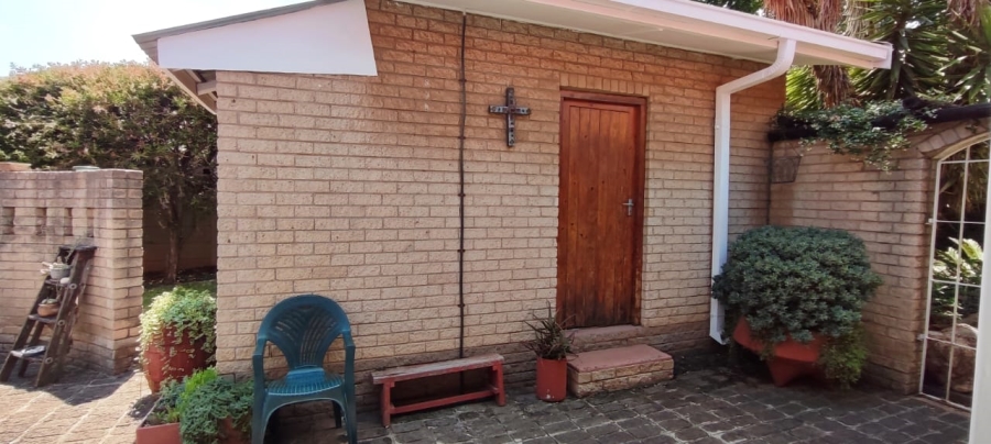 4 Bedroom Property for Sale in Greenhills Gauteng