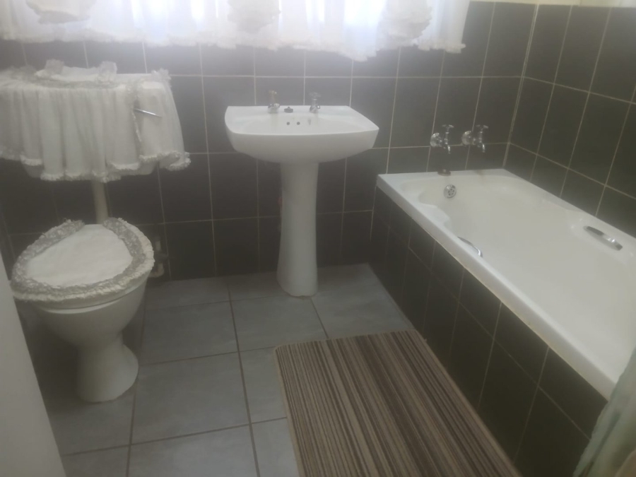 4 Bedroom Property for Sale in Randgate Gauteng