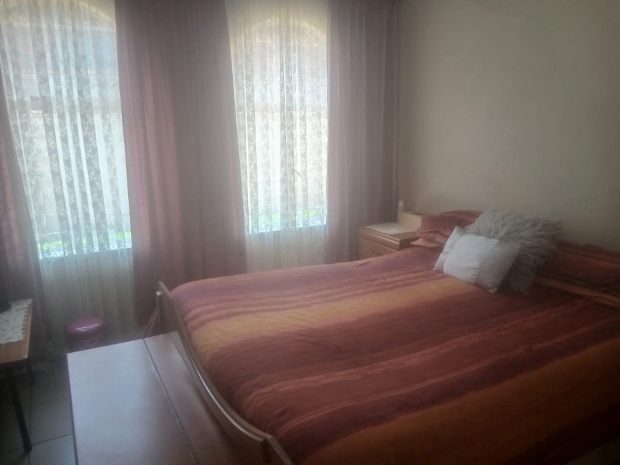 4 Bedroom Property for Sale in Randgate Gauteng