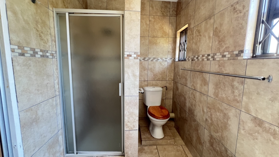 6 Bedroom Property for Sale in Krugersdorp West Gauteng