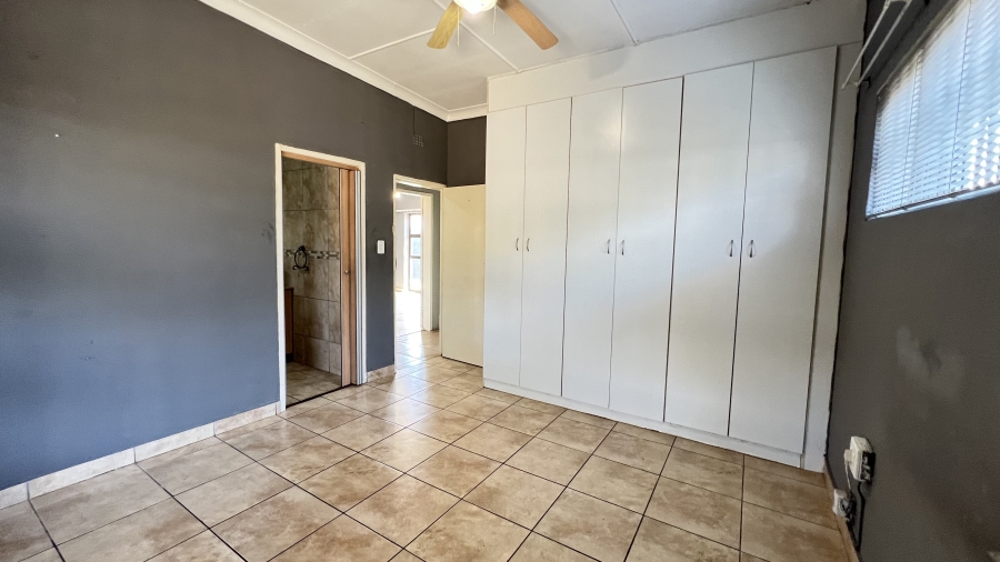 6 Bedroom Property for Sale in Krugersdorp West Gauteng
