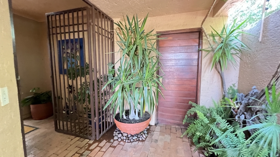 3 Bedroom Property for Sale in Monument Gauteng
