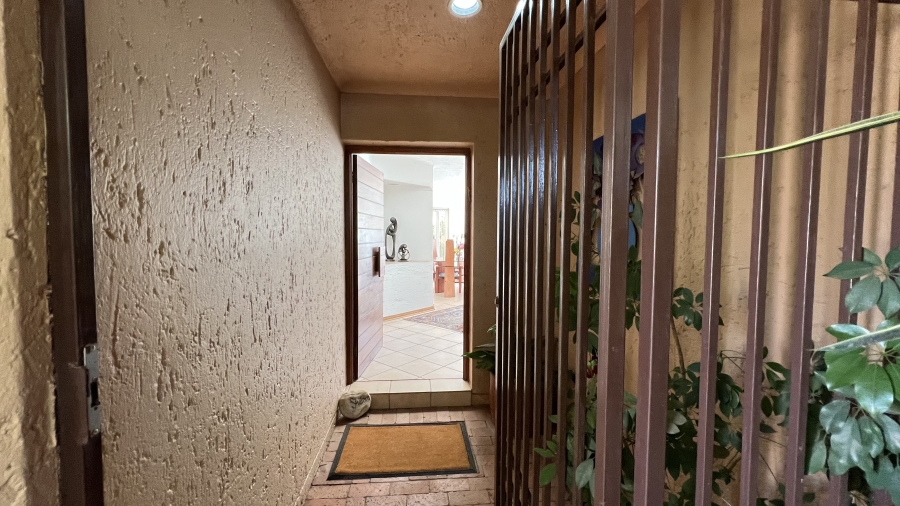 3 Bedroom Property for Sale in Monument Gauteng