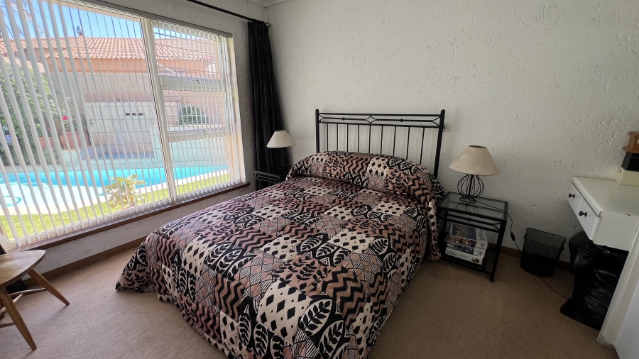 3 Bedroom Property for Sale in Monument Gauteng