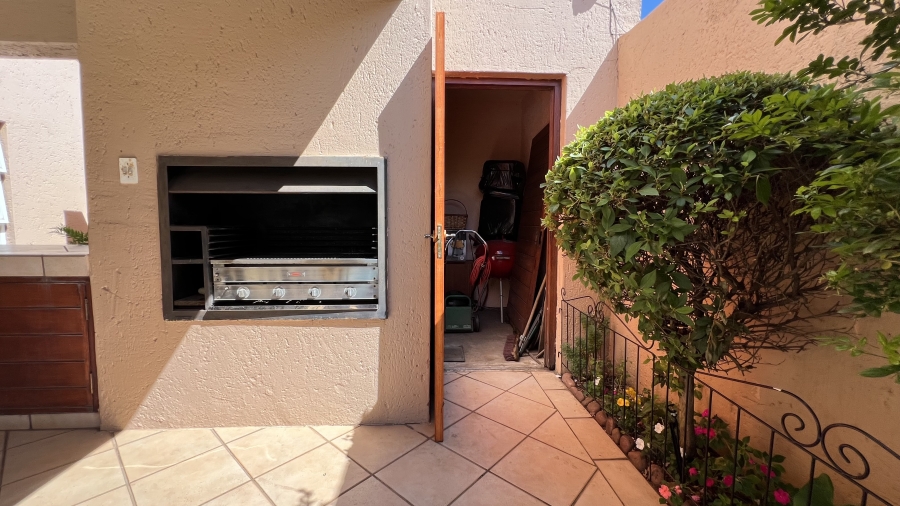 3 Bedroom Property for Sale in Monument Gauteng