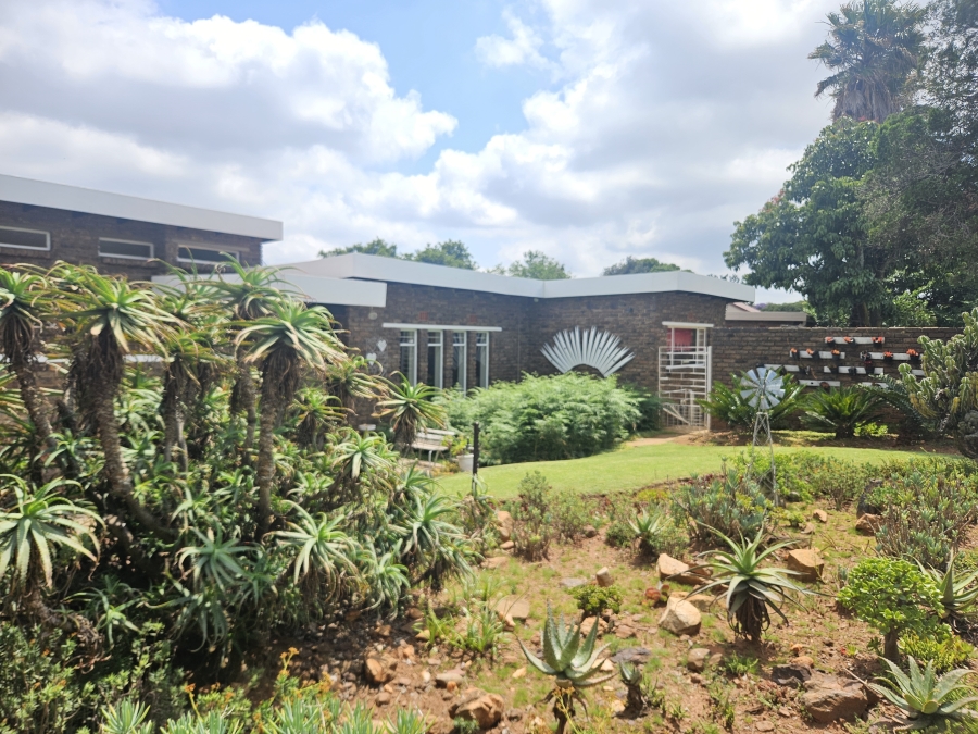 4 Bedroom Property for Sale in Rant En Dal Gauteng