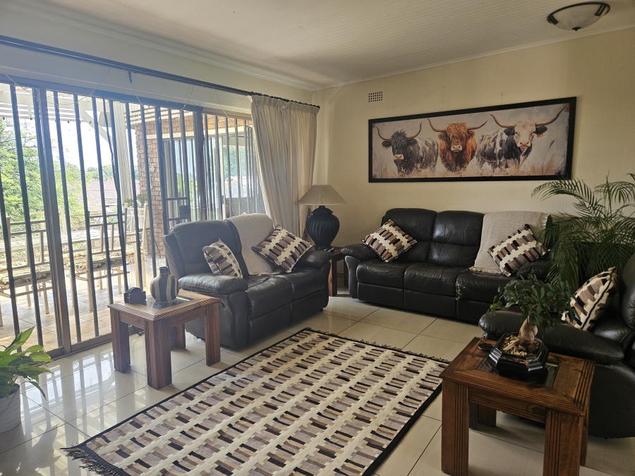 4 Bedroom Property for Sale in Rant En Dal Gauteng