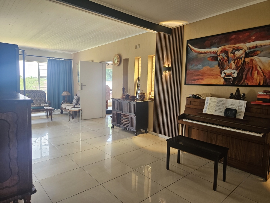 4 Bedroom Property for Sale in Rant En Dal Gauteng