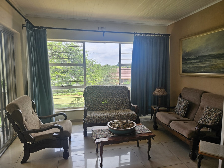 4 Bedroom Property for Sale in Rant En Dal Gauteng