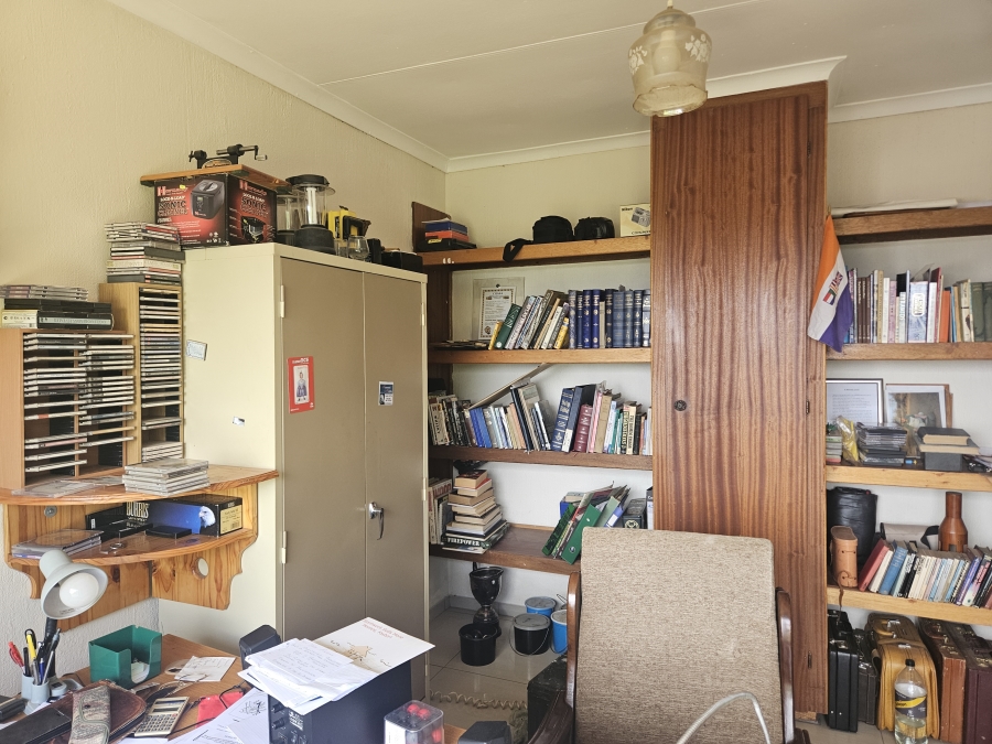 4 Bedroom Property for Sale in Rant En Dal Gauteng