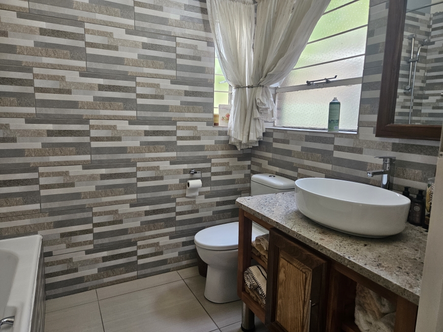 4 Bedroom Property for Sale in Rant En Dal Gauteng