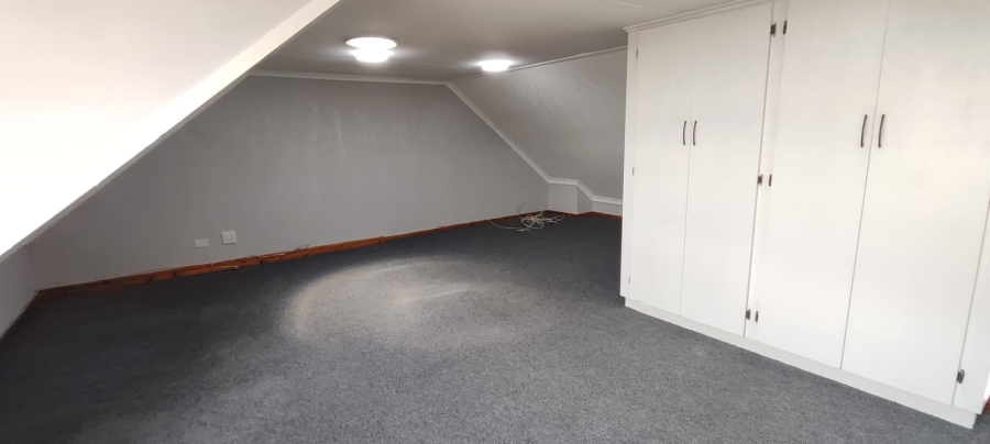 3 Bedroom Property for Sale in Noordheuwel Gauteng