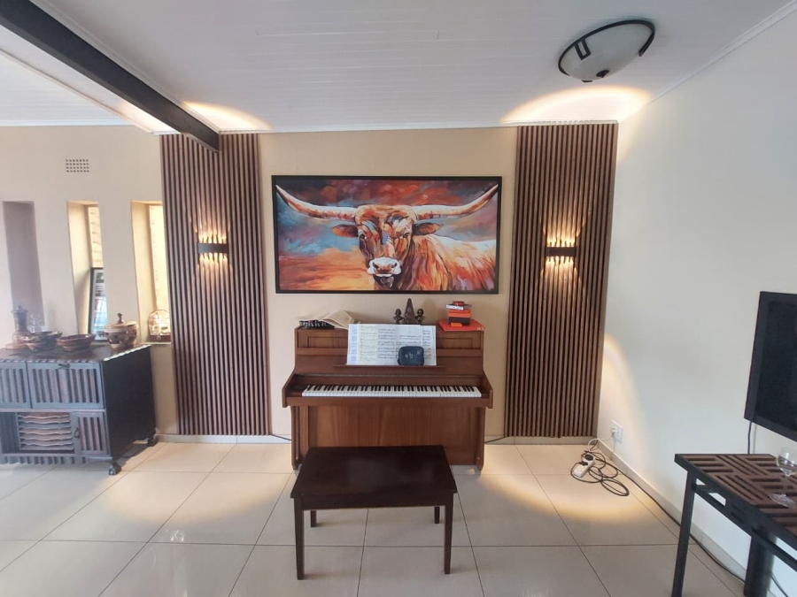 4 Bedroom Property for Sale in Rant En Dal Gauteng