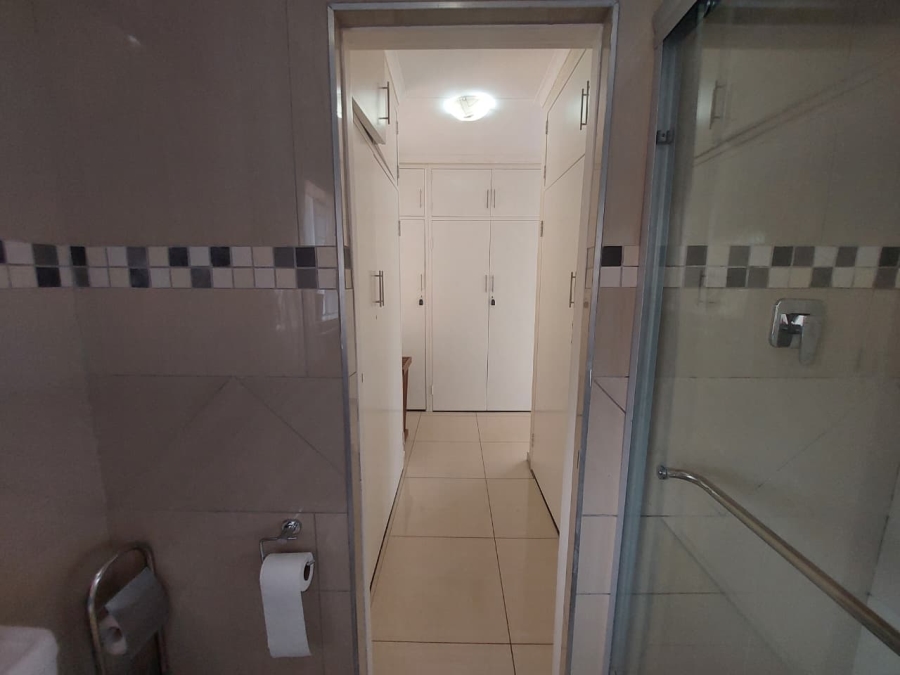 4 Bedroom Property for Sale in Rant En Dal Gauteng