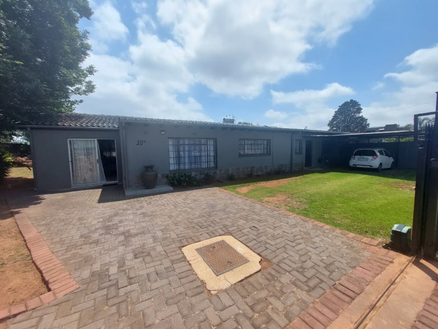 3 Bedroom Property for Sale in Kenmare Gauteng