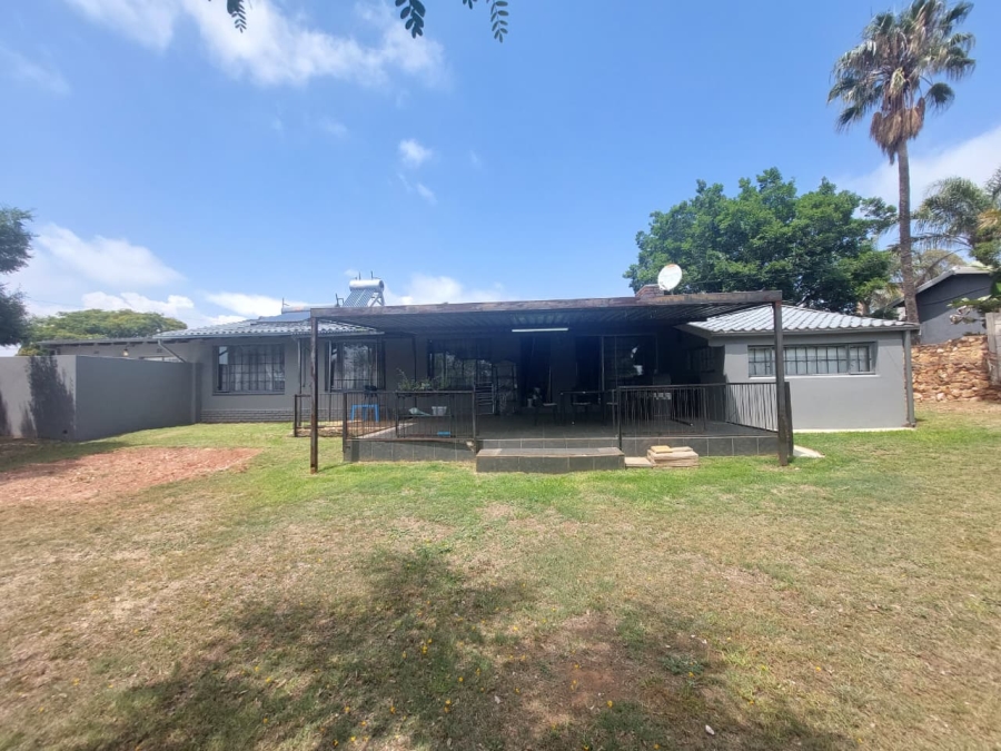 3 Bedroom Property for Sale in Kenmare Gauteng