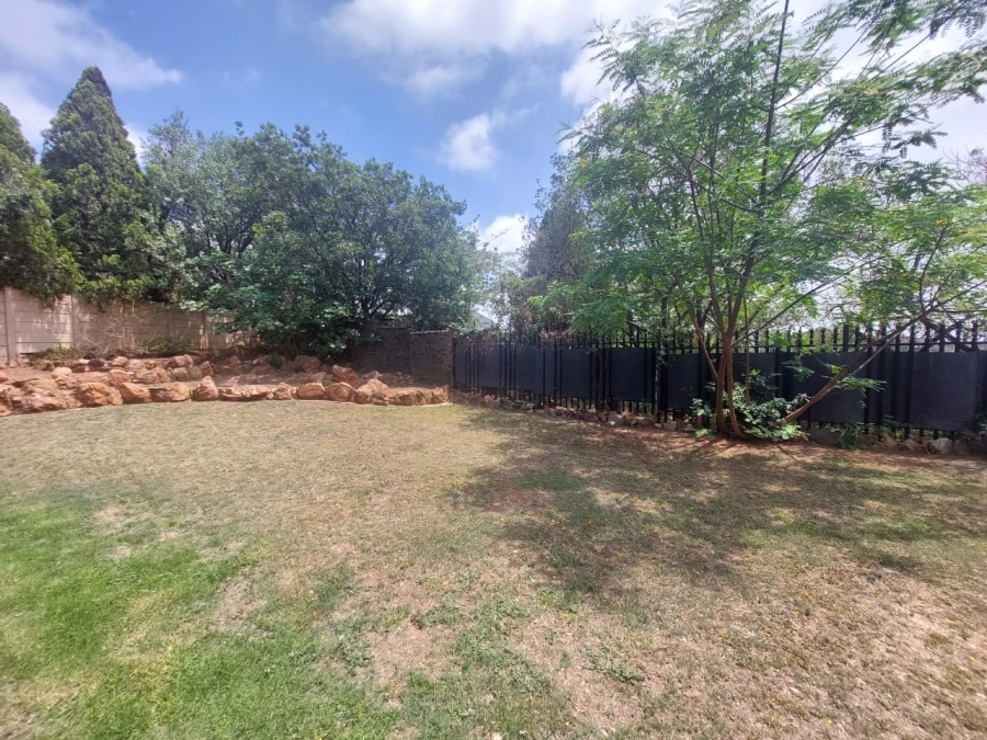 3 Bedroom Property for Sale in Kenmare Gauteng