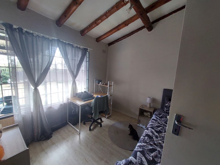 3 Bedroom Property for Sale in Kenmare Gauteng