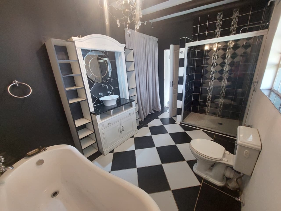 3 Bedroom Property for Sale in Kenmare Gauteng